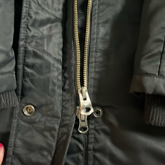 Women’s Spiewak quilted winter knee length parka - Picture 5 of 7